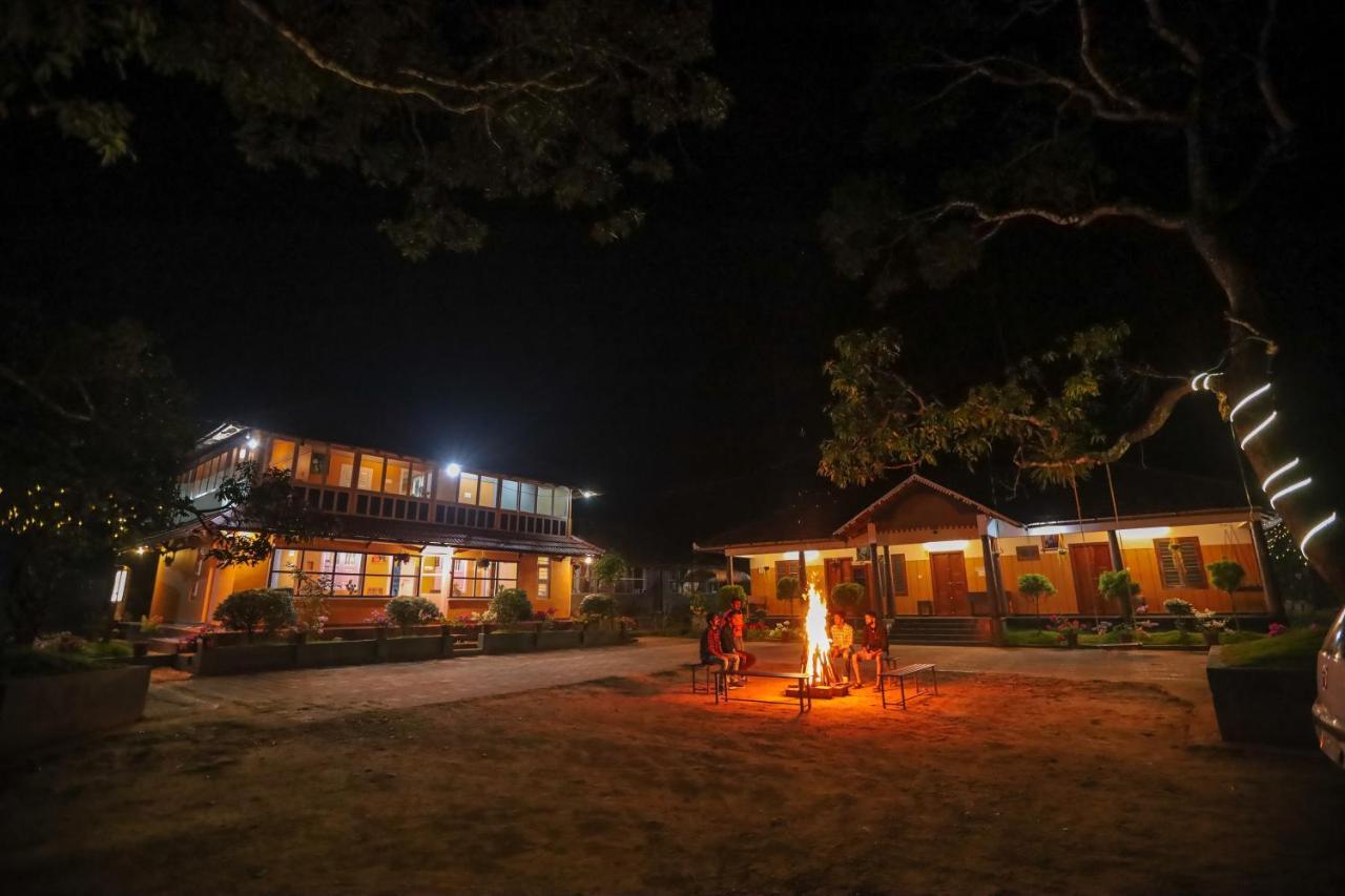 Swastha Plantation Homestay Kaniyāmbetta Exteriör bild